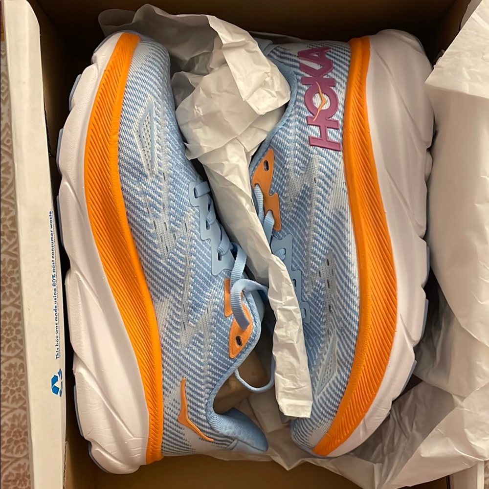 Hoka Women's Clifton 9 Wide Running Shoes - Blue